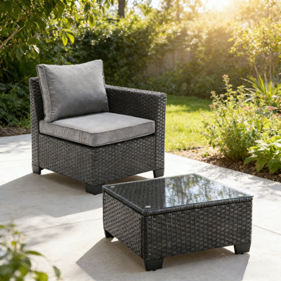 Canapé simple avec table basse