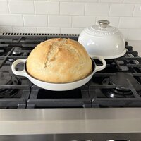 Le Creuset 1.75 Quart Signature Bread Oven