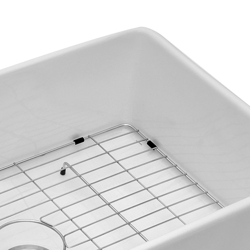 33'' L Farmhouse / Apron Single Bowl Fireclay Kitchen Sink