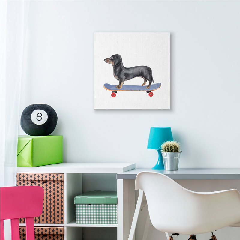 Chien teckel sur planche à roulettes bleue, Toile tendue, H 24 po x l 24 po x P 1,5 po