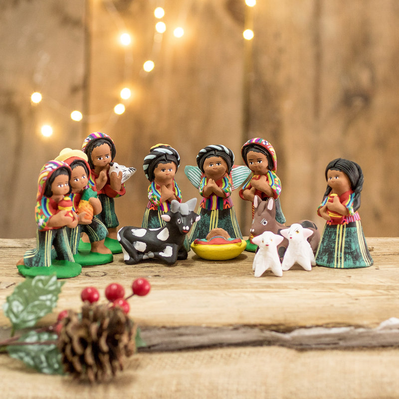 Crèche de Noël en céramique fabriquée à la main Novica (12 pièces)