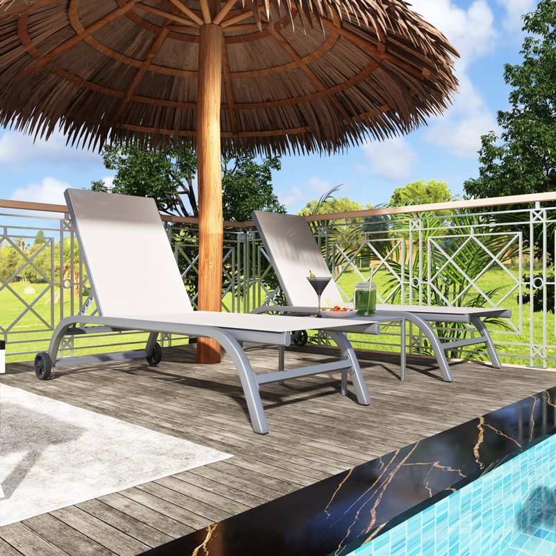 Chaise longue d'extérieur en aluminium avec 3 positions réglables Johnar