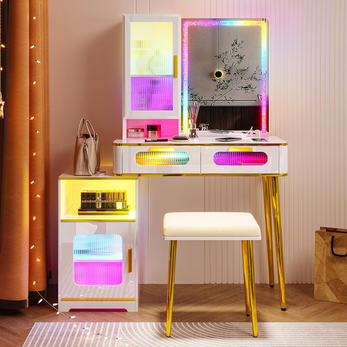 White Shynar Vanity Makeup Desk by Mercer41