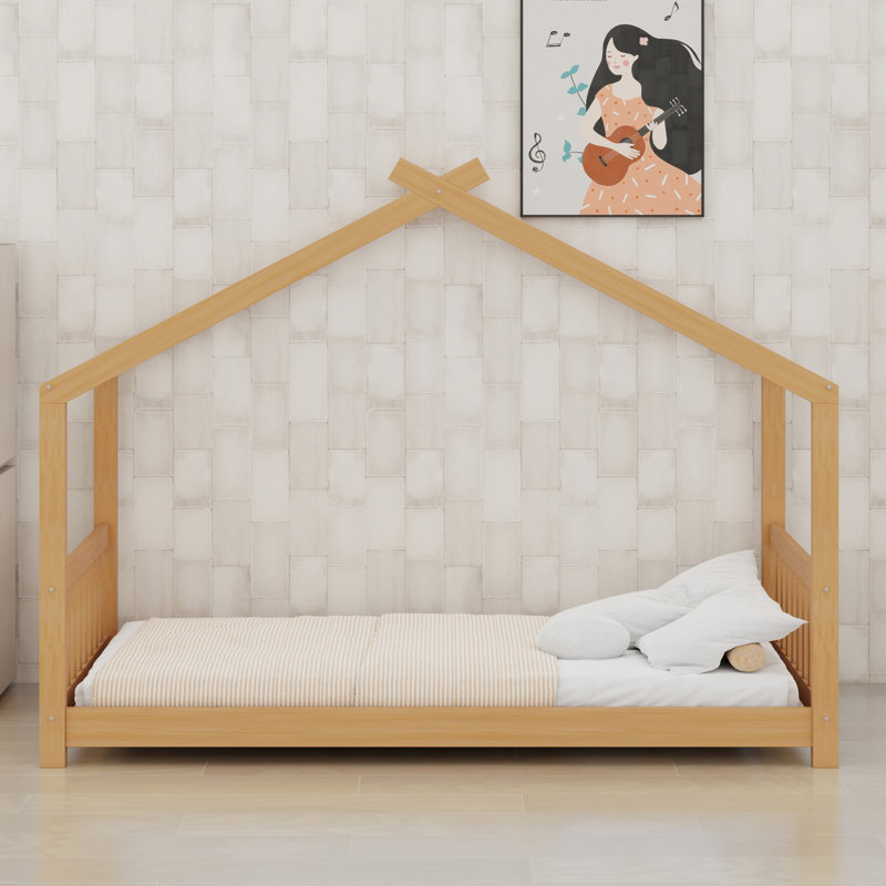 Lit plateforme House avec tête et pied de lit, toit, Naturel