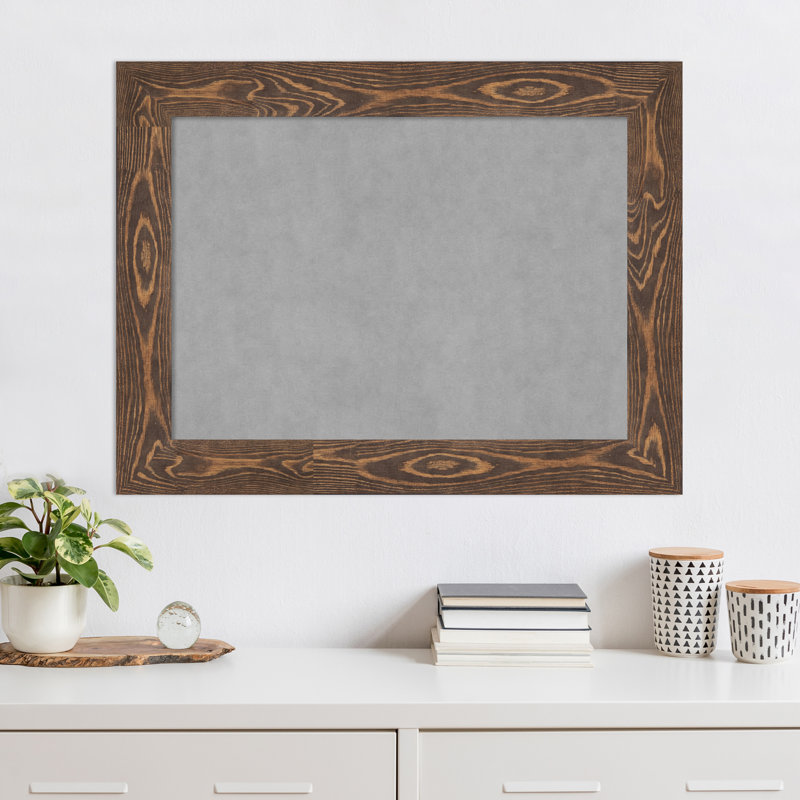 Tableau magnétique encadré brun pont, H 26 po x l 34 po