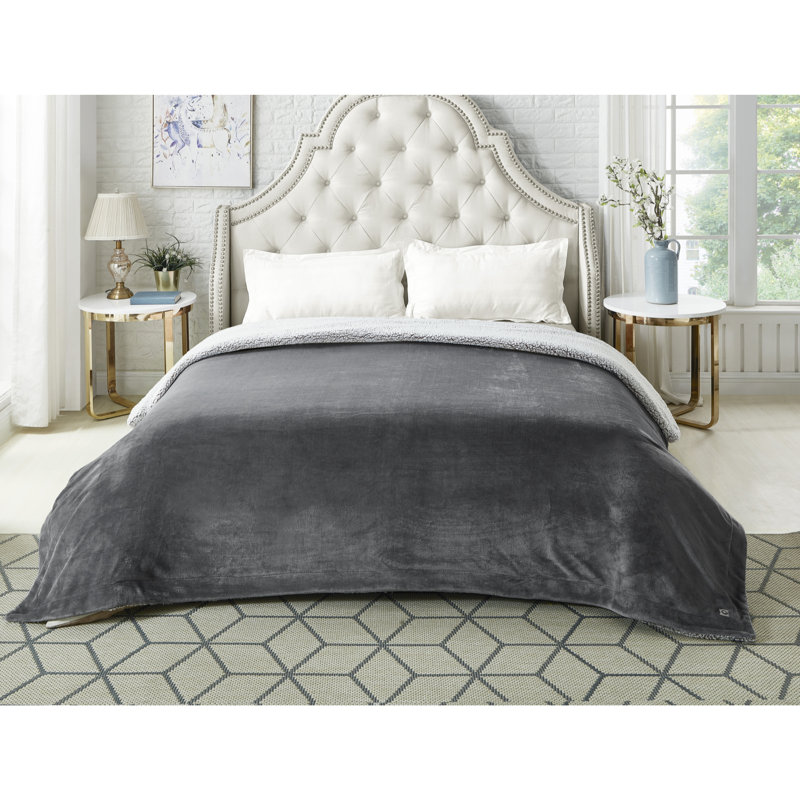 Couverture en flanelle Zakary Sherpa, Très grand, Gris foncé