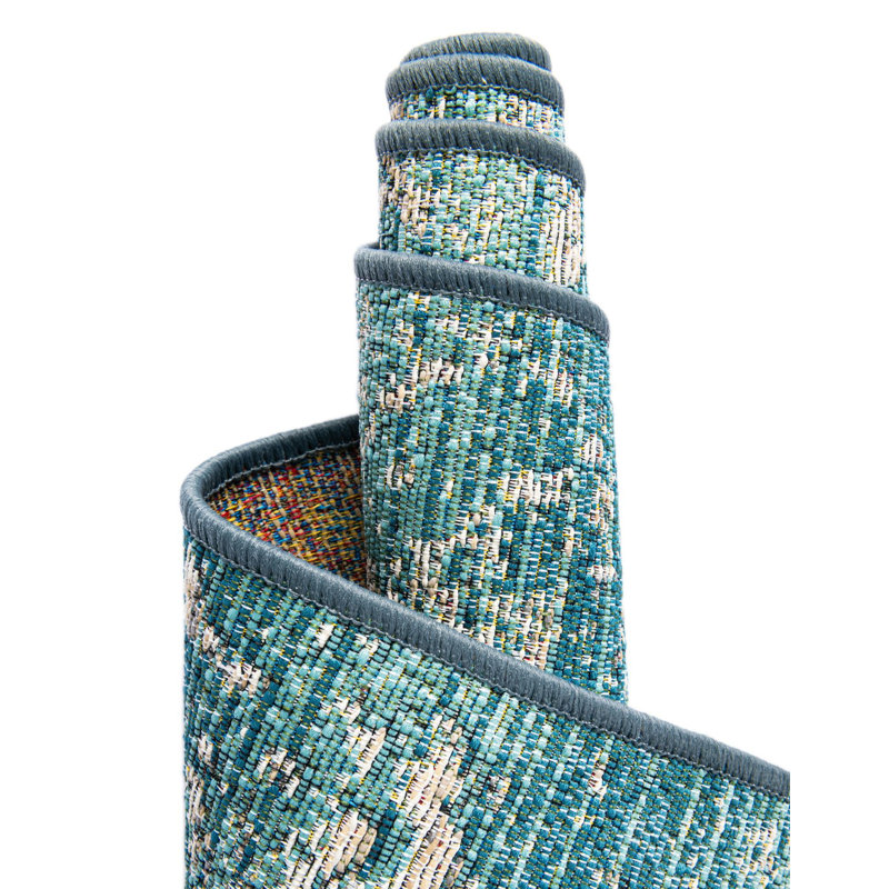 Strive Hower Indoor/Outdoor Area Rug, Rectangle 4'1" x 6'1"
