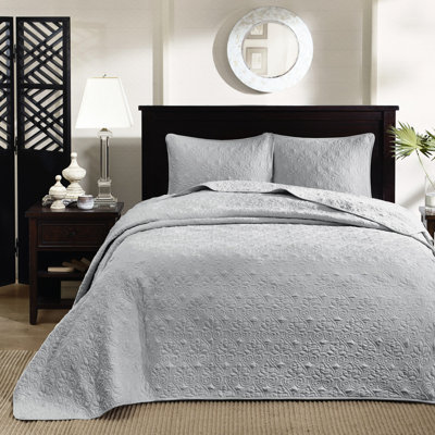 Grey King Reversible Bedspread With Quilting And Quality Fill Size Comfortable Cotton Padding