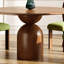 Table ronde en bois massif de style médiéval-107845998