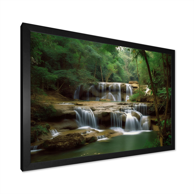 Chute d'eau en Thaïlande I - Impression, Cadre photo noir, H 30 po x l 40 po x P 1,5 po