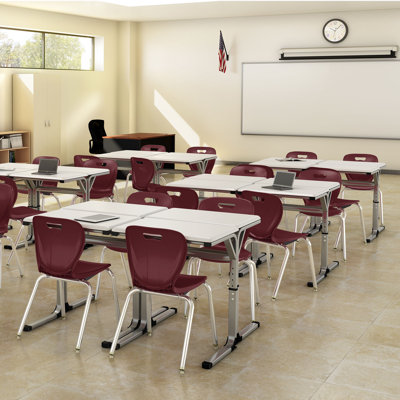 Chaises de classe empilables en plastique avec sièges profilés Shapes Series (ensemble de 4)