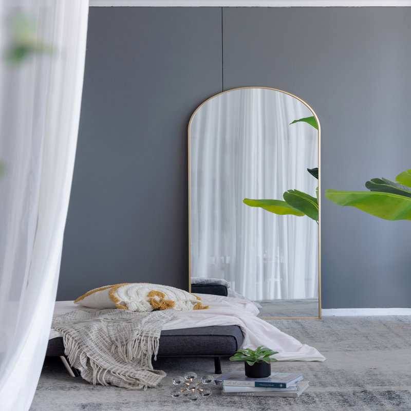 Miroir 28 po x 1 po x 74 po Celine