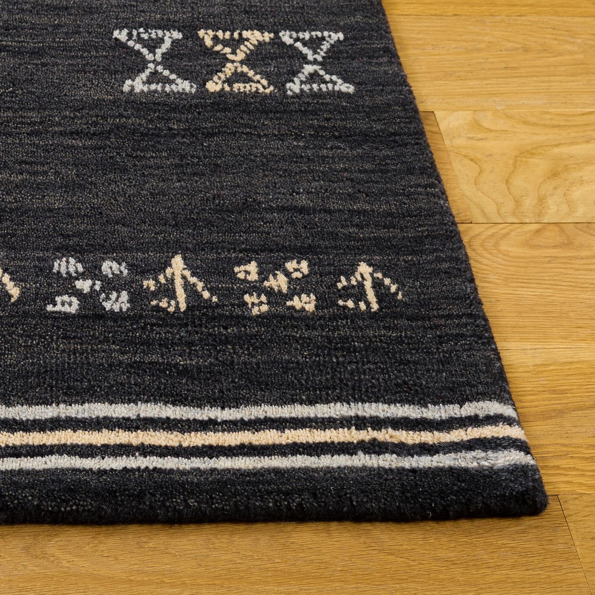Santiago Charcoal Handmade Wool Geometric Rug, Square 6'