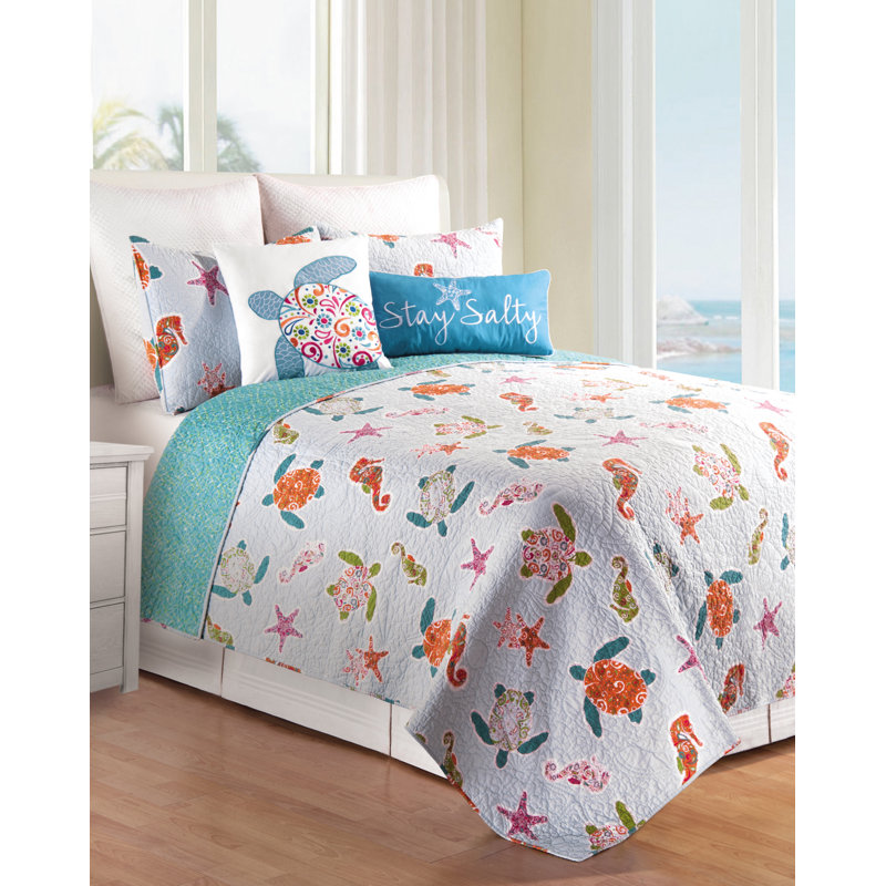 St. Kitts Cotton Reversible Coastal Beach Turtle Reversible Quilt Set, Twin Quilt + 1 Sham