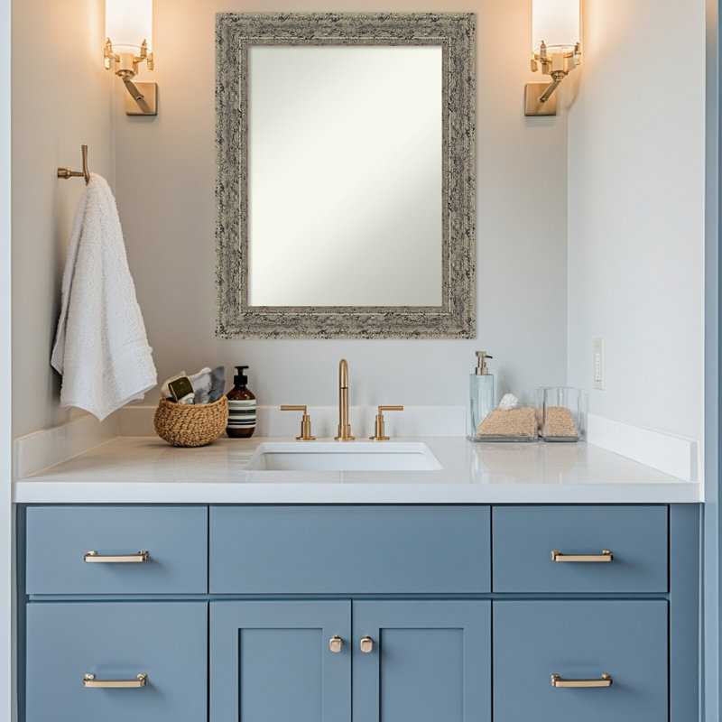 Miroir mural de salle de bain Attic, 29,5 po x 23,5 po, Argent argent
