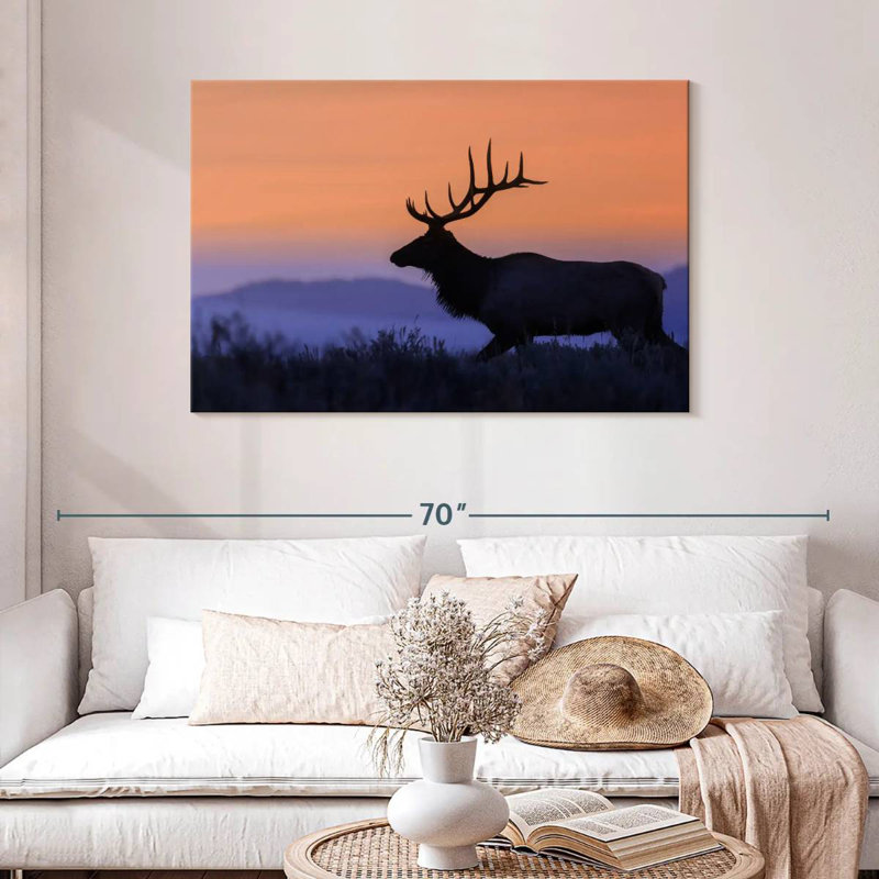 Wapiti brulé contre le coucher du soleil, H 30 po x l 45 po