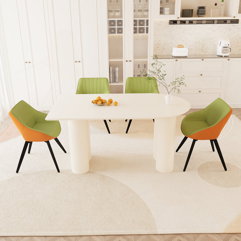 Ensemble de table 5 pièces, une table moderne, 4 chaises de salle à manger avec pieds en métal pour la cuisine, Blanc