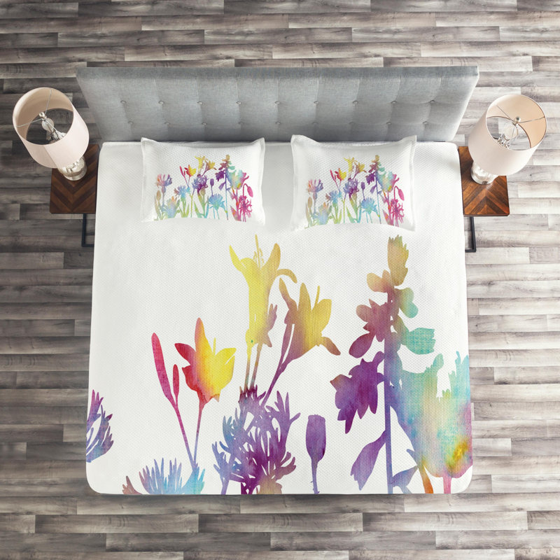 Floral Farmhouse / Country Polyester Coverlet, King Bedspread + 2 Shams
