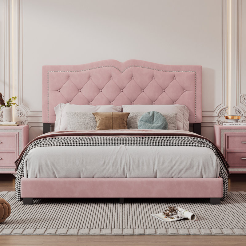 Lit plateforme tapissier avec tête de lit en velours capitonnée et rivets décoratifs, base de lit moderne et élégante, Rose