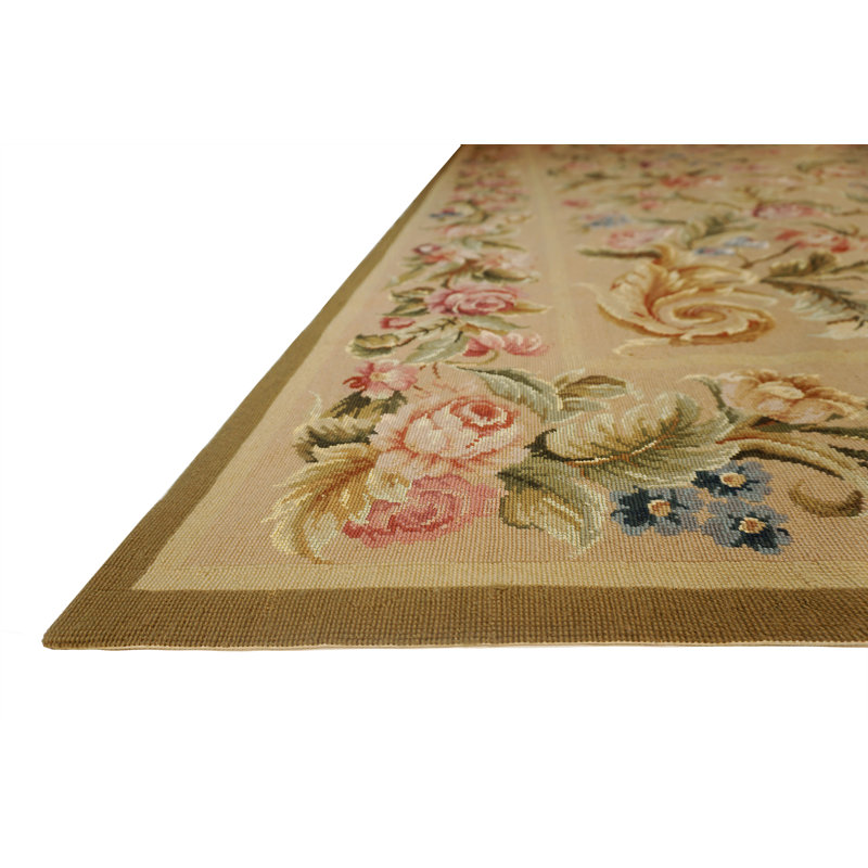 Highland Needleworks Wool Area Rug in Beige, Rectangle 4' x 6'