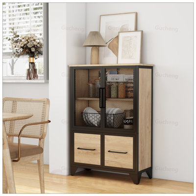 Élégante armoire de rangement avec 4 portes en fer, une tablette réglable et un cadre en métal robuste pour une utilisation polyvalente à la maison