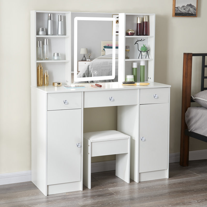 Friedeborn Vanity