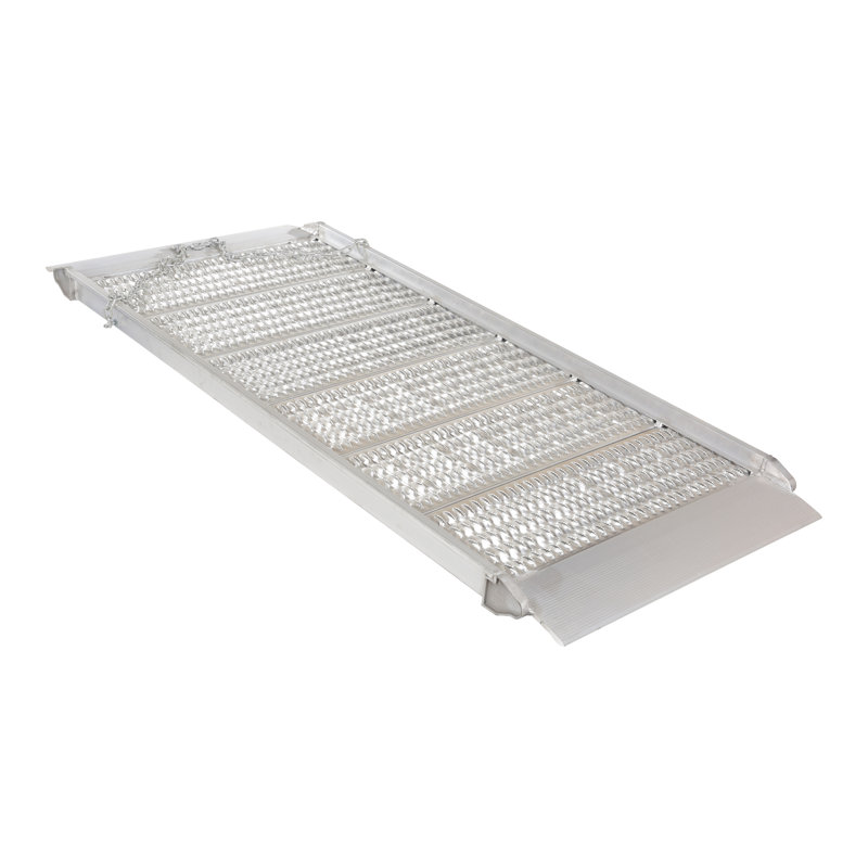 Rampe d'accès 4 po Vestil, H 3,75 po x l 39,38 po x P 85 po