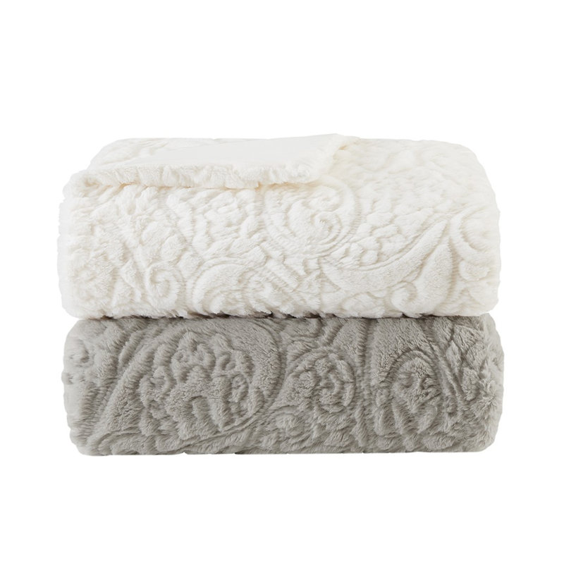 Norfolk Ultra Plush Down Alternative Throw