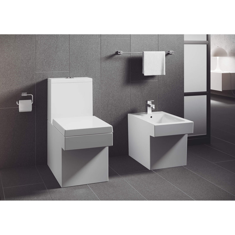Modern Chrome Wall Mounted Single Towel Bar