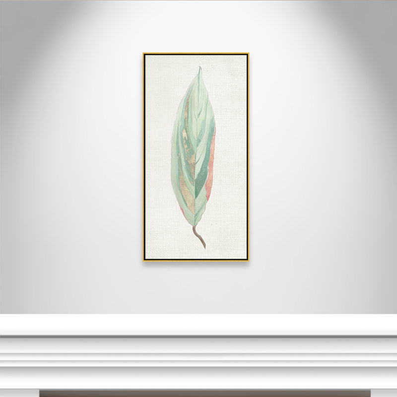 Feuille de gingembre II - reproduction d'art, H 49,5 po x l 25,5 po x P 2 po, Toile encadrée d'or