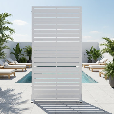 Outdoor Metal Privacy Screen