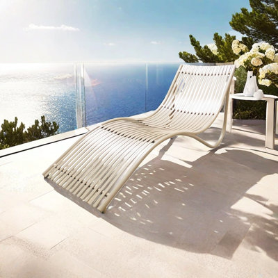 Chaise longue d'extérieur en aluminium
