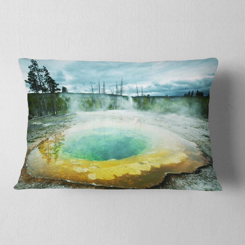 Coussin lombaire Landscape Morning Glory Pool Under Clouds