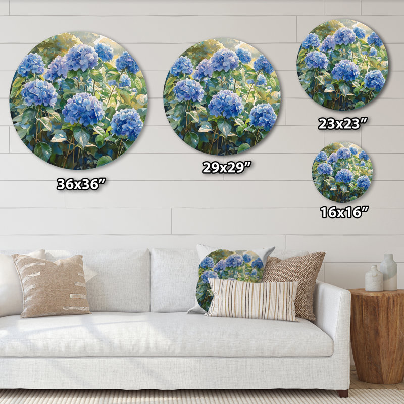 Hydrangea Garden Delight Harmony I - Hydrangea, art mural rond en métal pour le salon, H 29 po x l 29 po