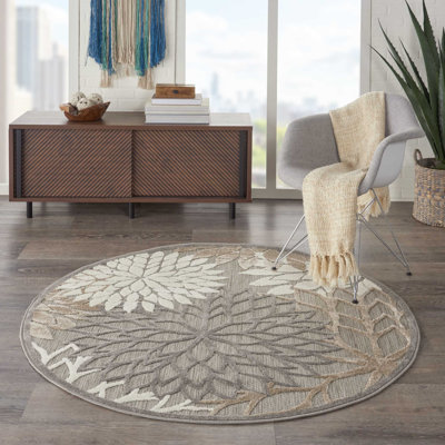 Weon Floral Hand Woven Indoor / Outdoor Area Rug