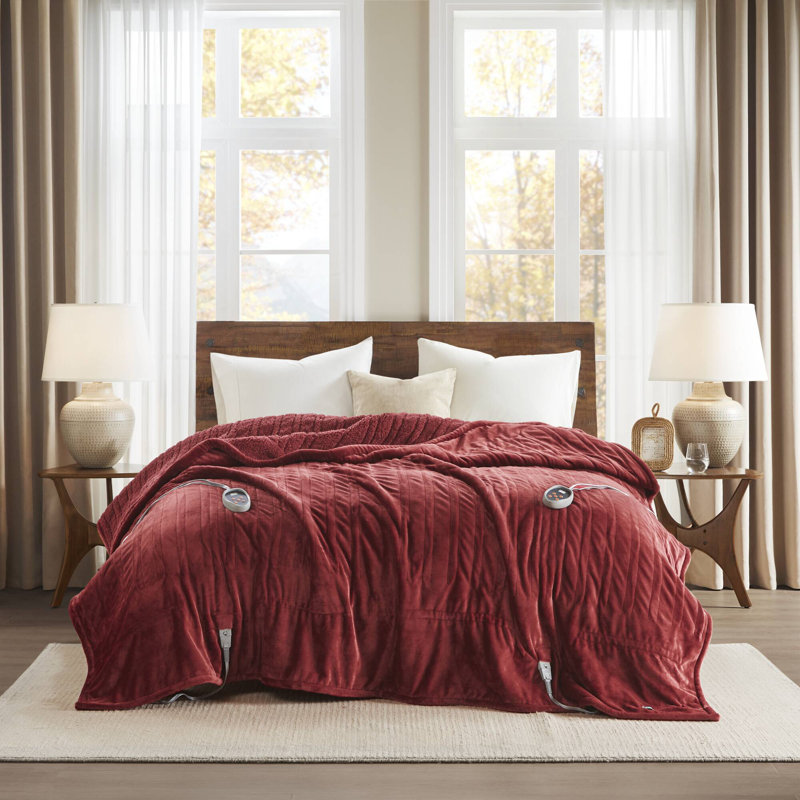 King Garnet Reversible Knitted Electric Blanket with Auto Shutoff
