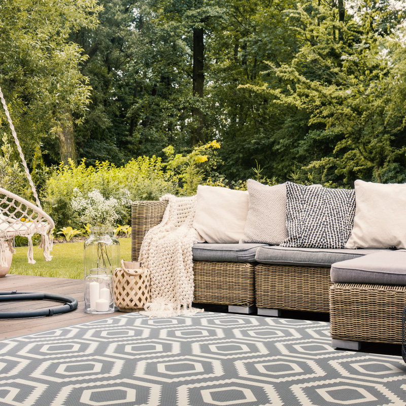 Doerr Hooked Grey/Beige Indoor/Outdoor Rug, Rectangle 201 x 290 cm
