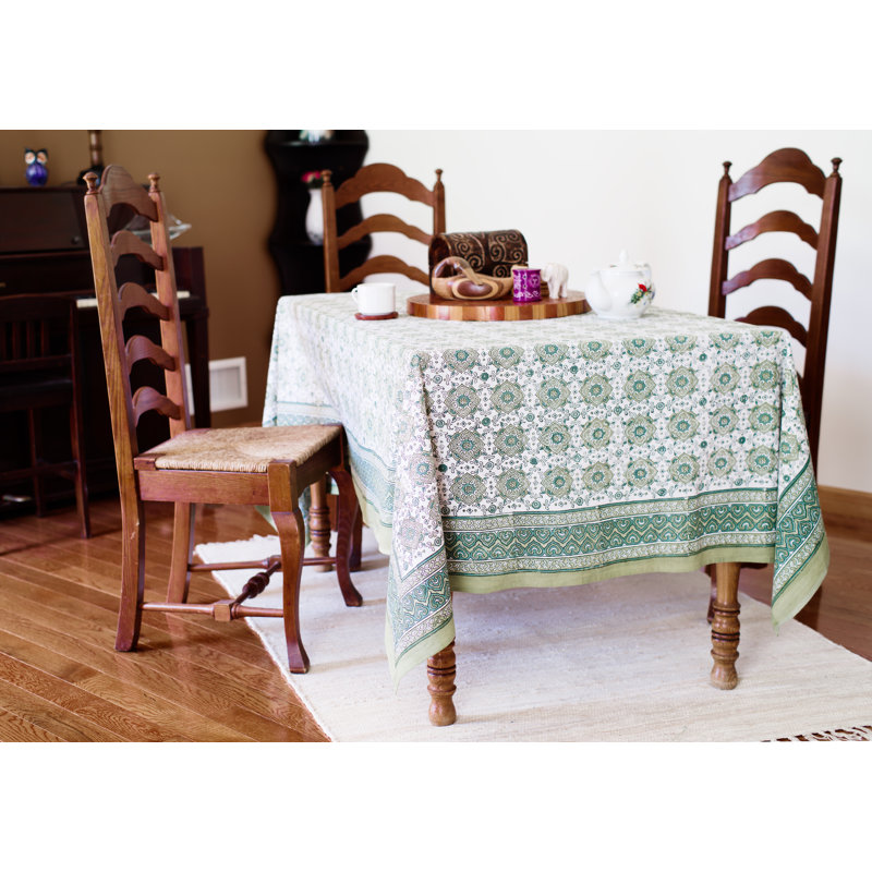 Opperman Floral 100% Cotton Tablecloth, 90" x 60", Green