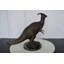Statue en bronze de dinosaure LeMaster - Taille: L 11 po x l 23 po x H 18 po.