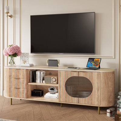Meuble télé moderne cannelé de 65 po, plateau en faux marbre, accents dorés, chêne naturel, rangement avec 3 tiroirs et armoire pour 60 à 69 téléviseurs dans le salon principal