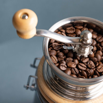 La Cafetière Traditional Hand-Operated Coffee Mill