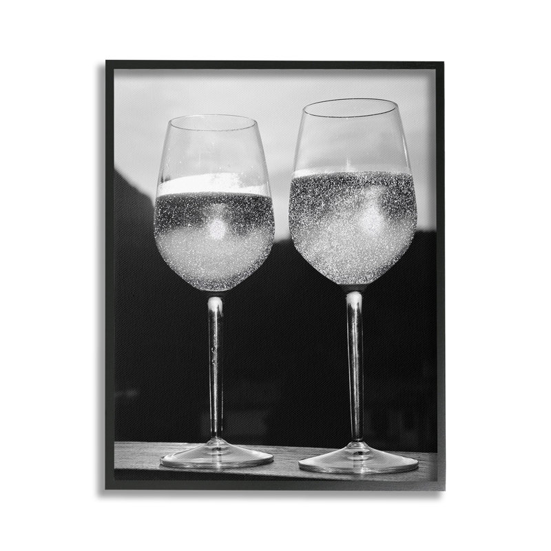 FizzyChampagneGlassesGicleeArtbyLil'irl, Estampe numérique encadrée blanc bord de mer, H 30 po x l 24 po