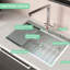Évier de cuisine à simple cuve en acier inoxydable de calibre 16 de 33 pouces avec rebord intégré et accessoires pour une fonctionnalité accrue de l'espace de travail.