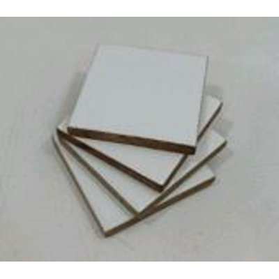 Sous-verre carré en bois