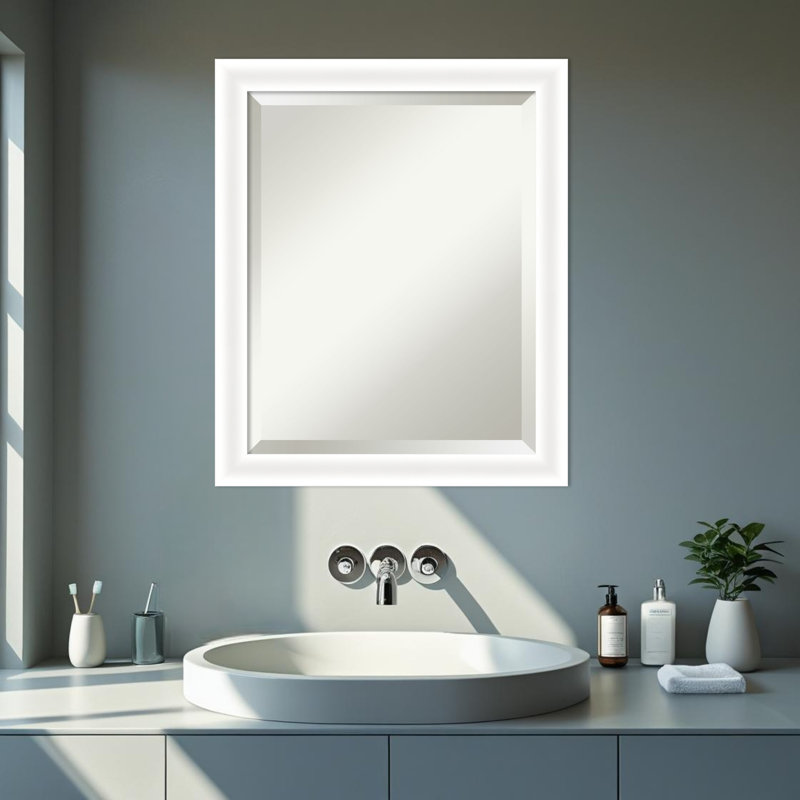 Miroir mural de salle de bain Oliver White, Blanc, 23" x 19"
