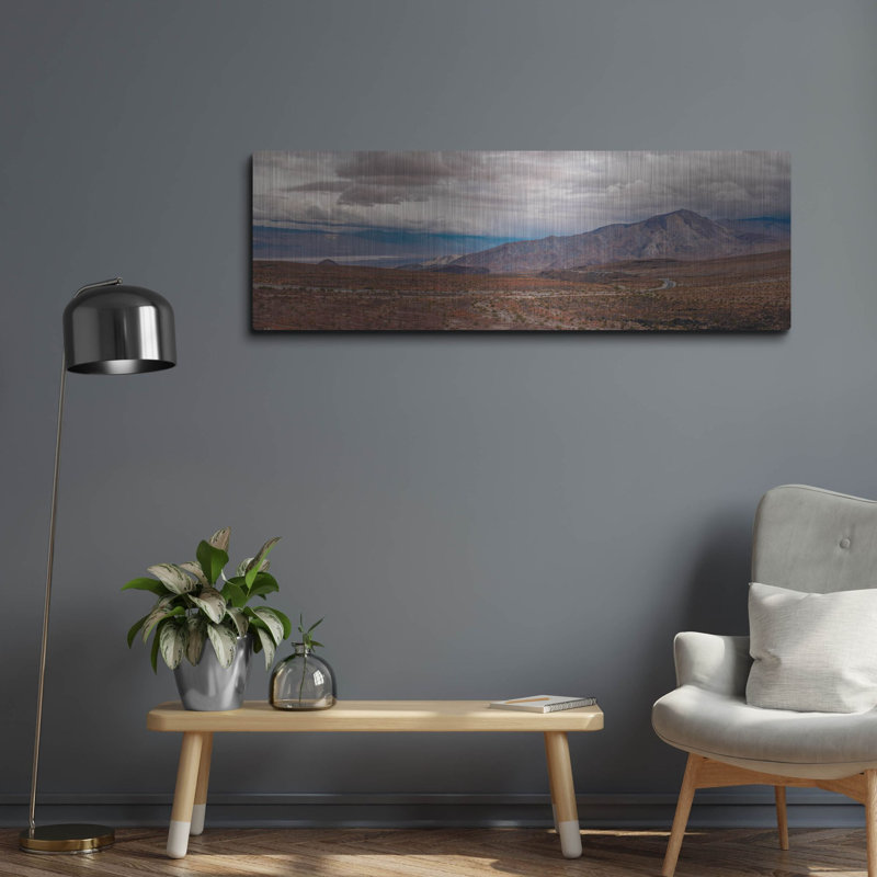  «Vallée de la mort - Panorama nuageux 1» par Epic Portfolio, art mural en métal, 48 po x 16 po, H 16 po x l 48 po