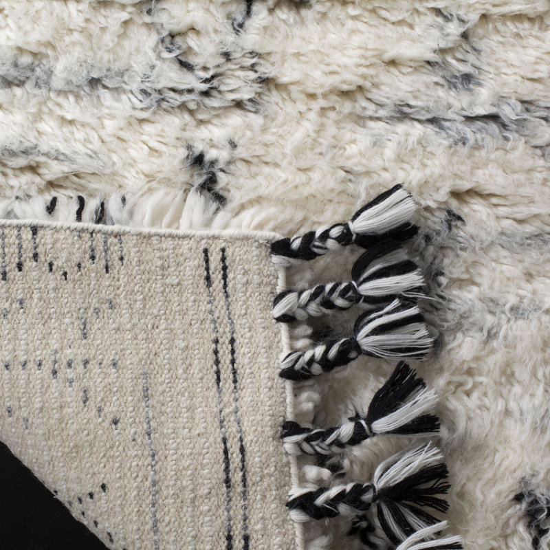 Janes Geometric Wool Hand Woven Area Rug, Rectangle 160 x 229 cm