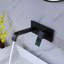Robinet de salle de bain mural noir mat