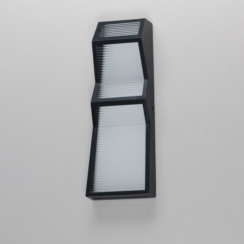 Dassiah Aluminum LED Wall Light, 16" H x 6" W x 3" D