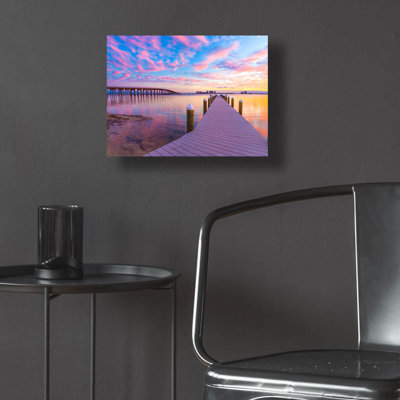 «Purple Cloud Wisp Sunset Reflection» par Ezra Tanner, art mural en verre acrylique